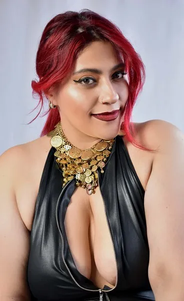 Live sex webcam photo for GabihotBbw #3229093