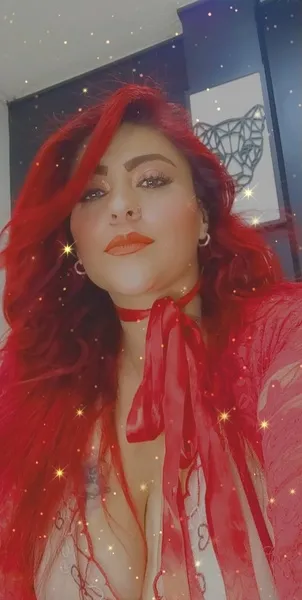 Live sex webcam photo for GabihotBbw #3266635