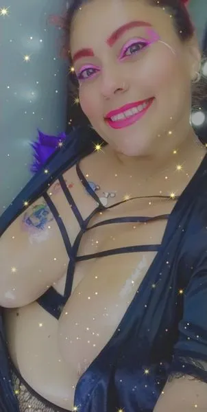 Live sex webcam photo for GabihotBbw #3286450