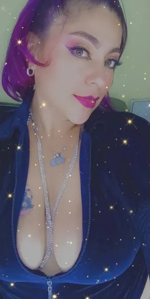 Live sex webcam photo for GabihotBbw #3382384