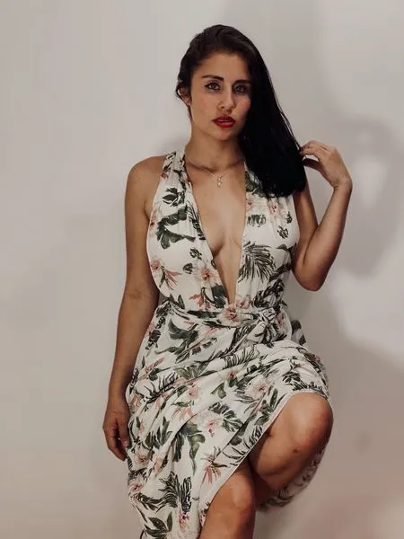 Live sex webcam photo for DannaJeins #3243037