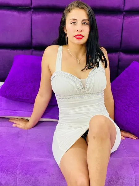 Live sex webcam photo for DannaJeins #3243015