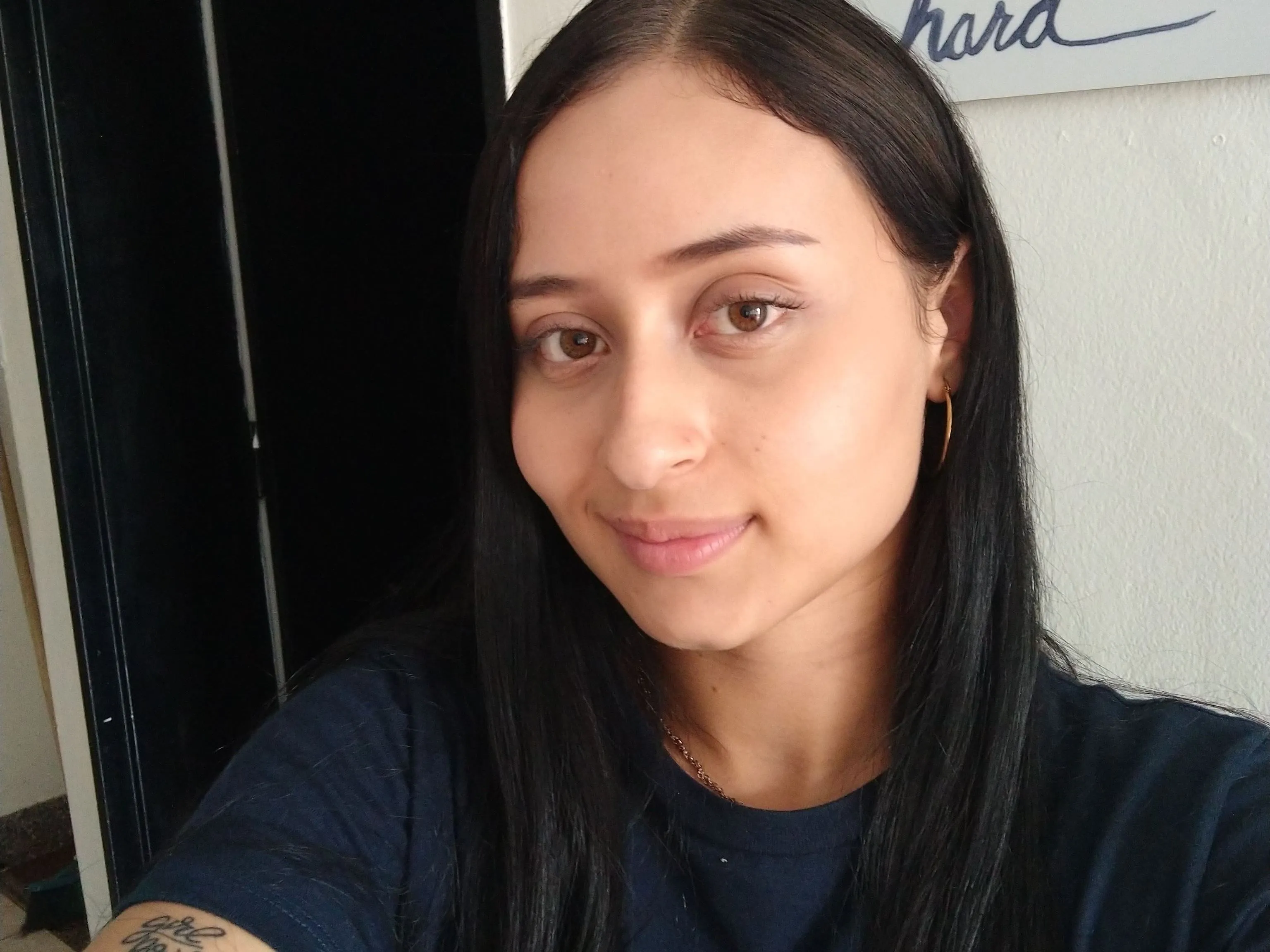 Live sex webcam photo for JuanaMaria1 #3223032