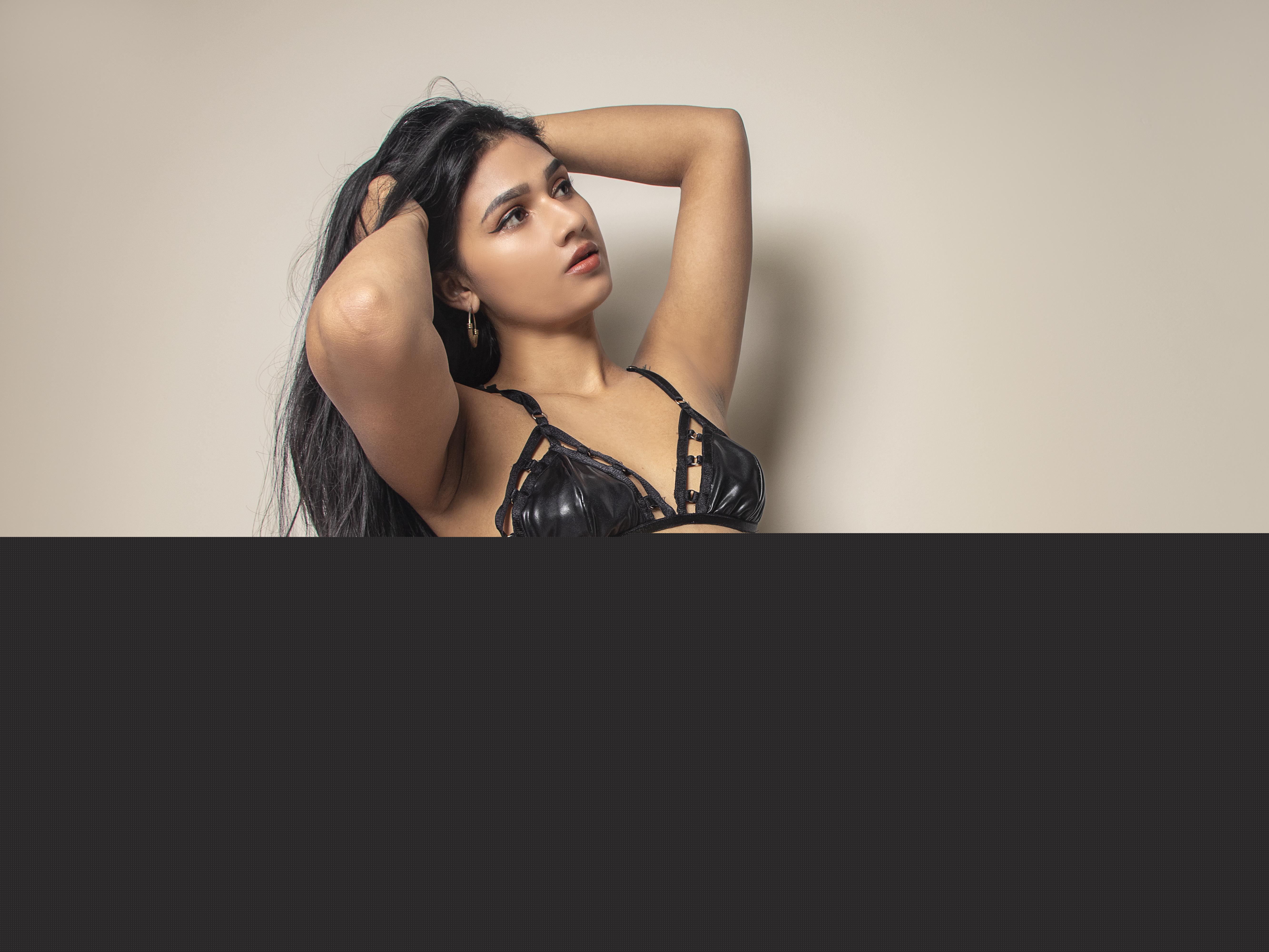 Live sex webcam photo for LissaGreyy #3378100