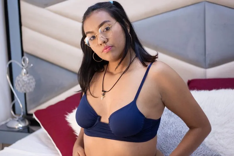 Live sex webcam photo for SashaMyers #3245652