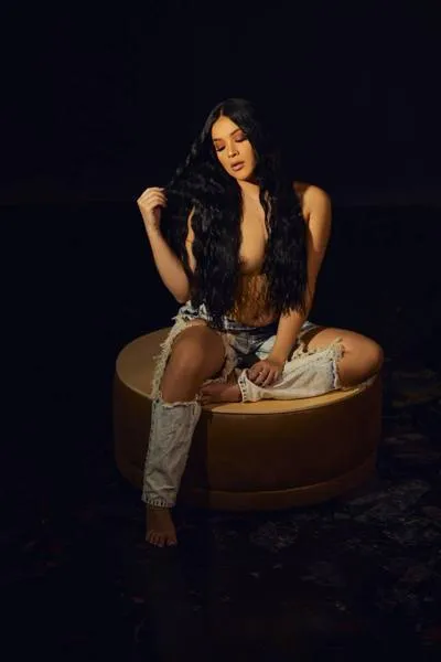 Live sex webcam photo for AnneSunset #3215838