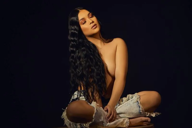 Live sex webcam photo for AnneSunset #3215823