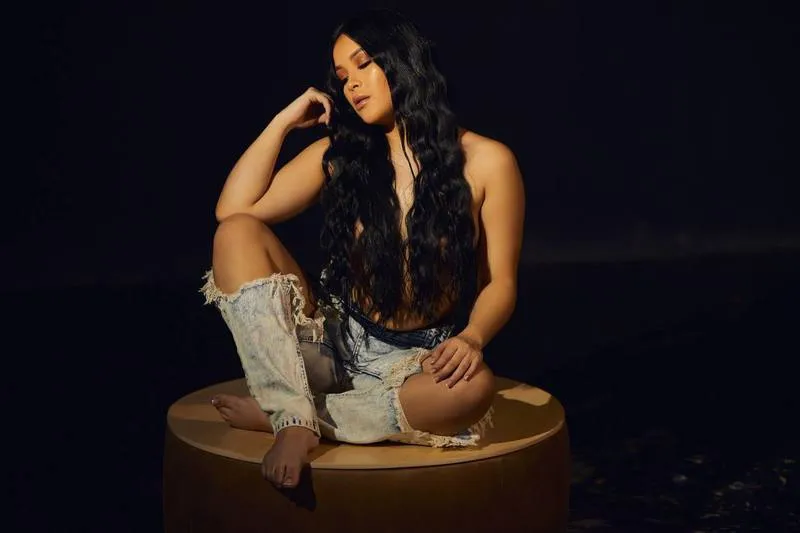 Live sex webcam photo for AnneSunset #3215839