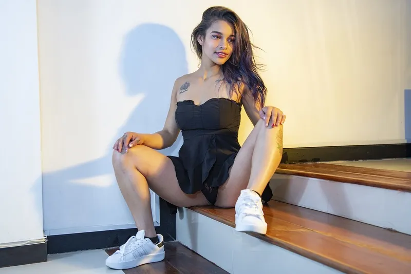 Live sex webcam photo for HarleyCarteer #3280492