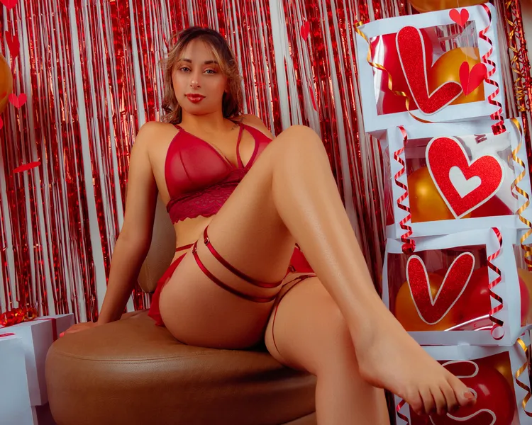 Live sex webcam photo for LilianCooper #6131850