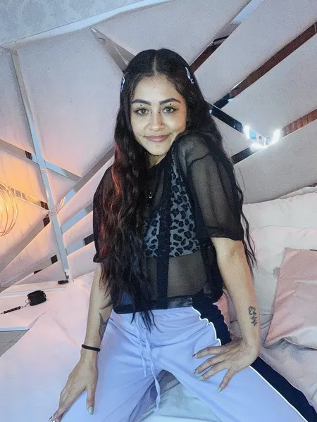 Live sex webcam photo for ALLYSONPARKERR #6054614