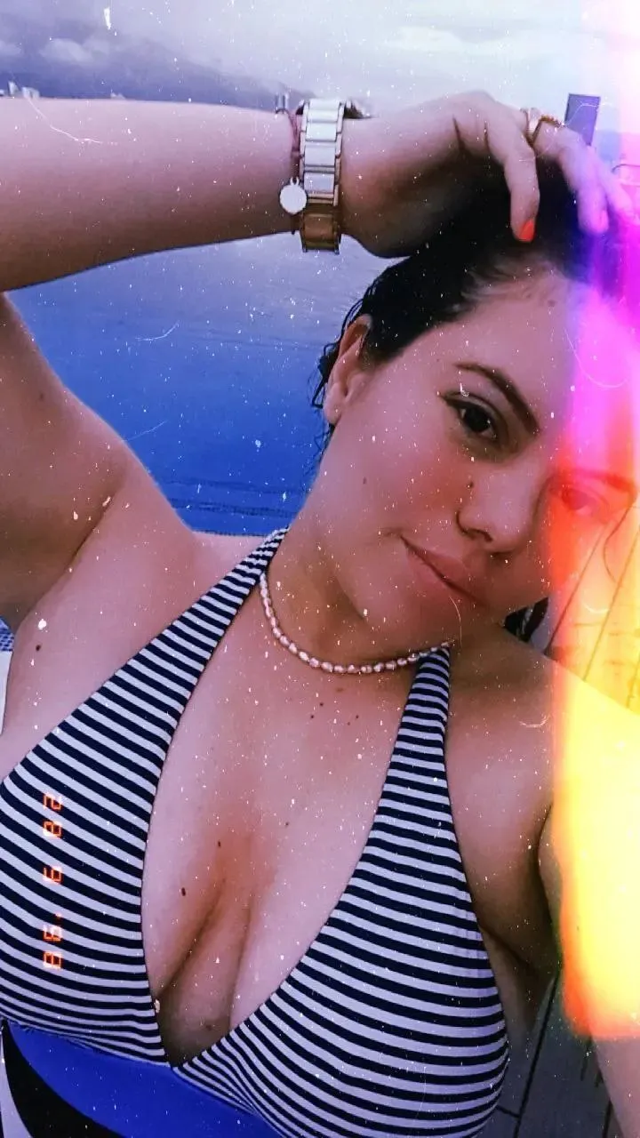 Live sex webcam photo for SashaMuller #6201229