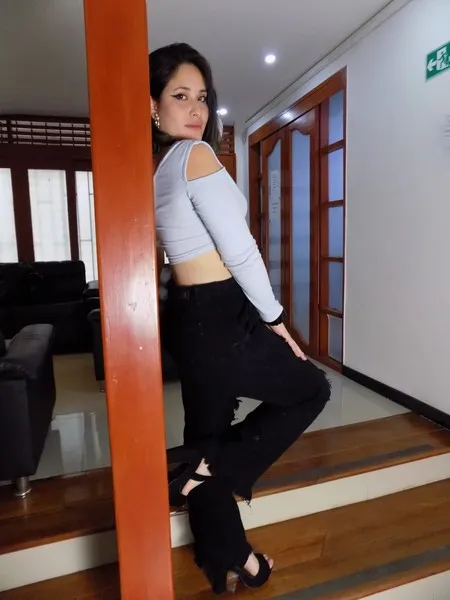 Live sex webcam photo for RossiFoox #3228070
