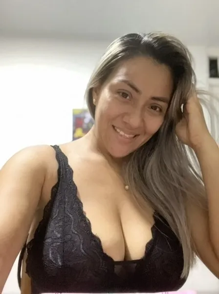 Live sex webcam photo for MilaWills #3221367