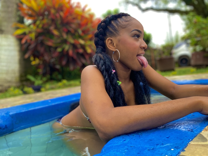 Live sex webcam photo for ShanonWilliam #3236468