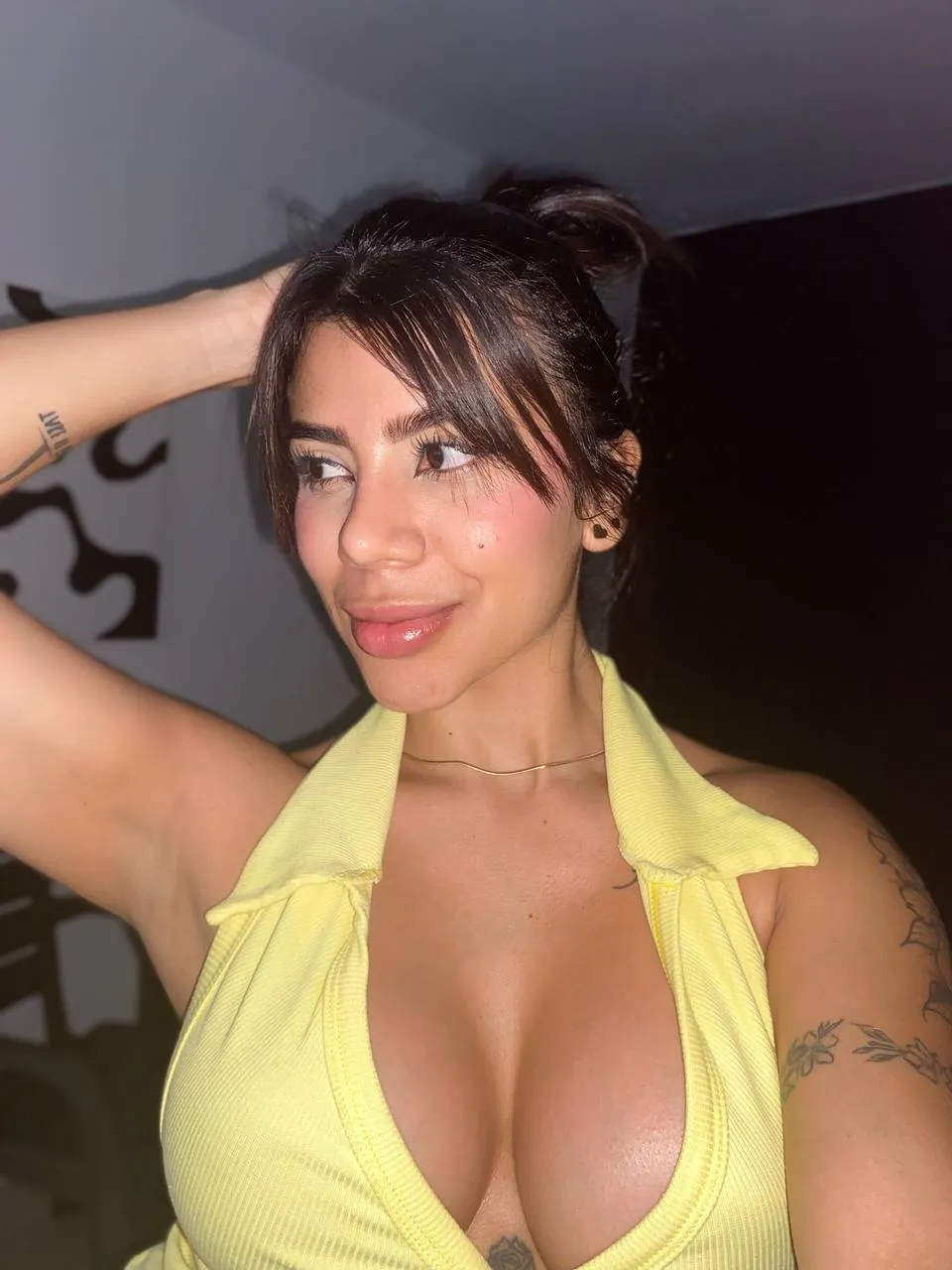 Live sex webcam photo for NikolRyder #7795244