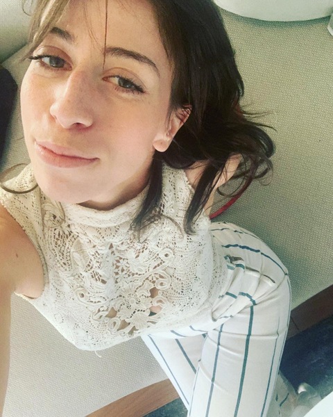 Live sex webcam photo for OhHeySarah #3507461