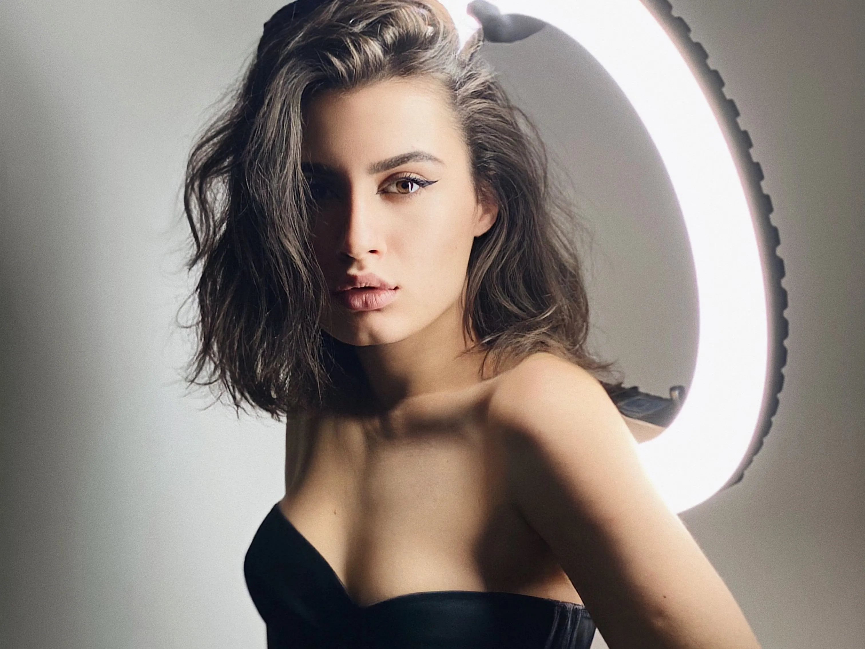 Live sex webcam photo for HoneyLinda #3227966