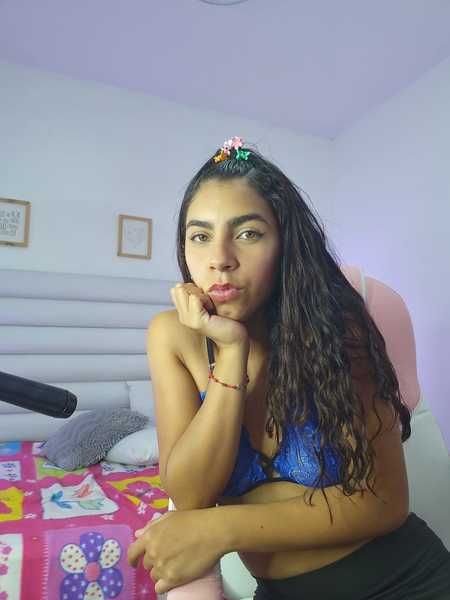 Live sex webcam photo for KaySthepsom #3332284