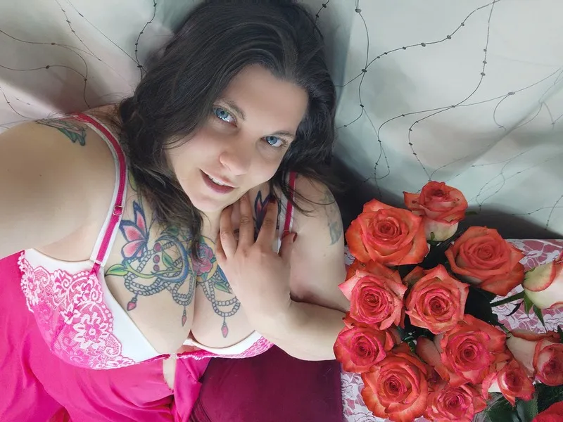 Live sex webcam photo for MorganJadeFey #5435845