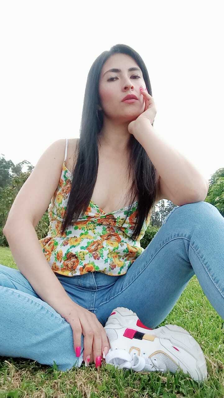 Live sex webcam photo for JainaRogers #7170575