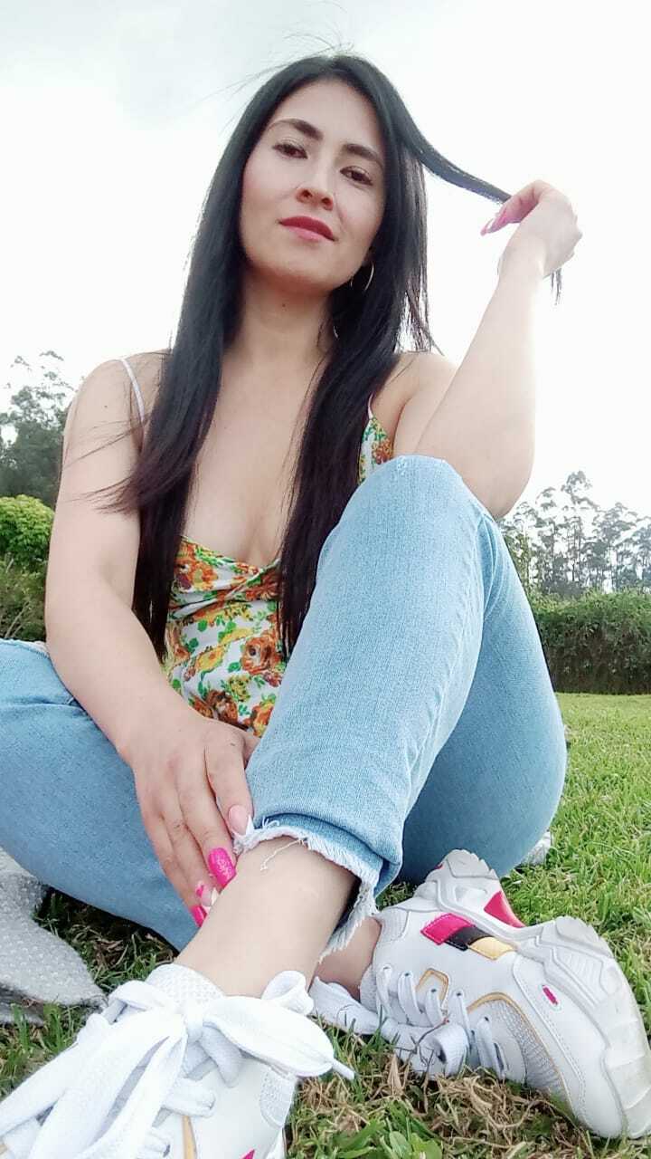 Live sex webcam photo for JainaRogers #7170567