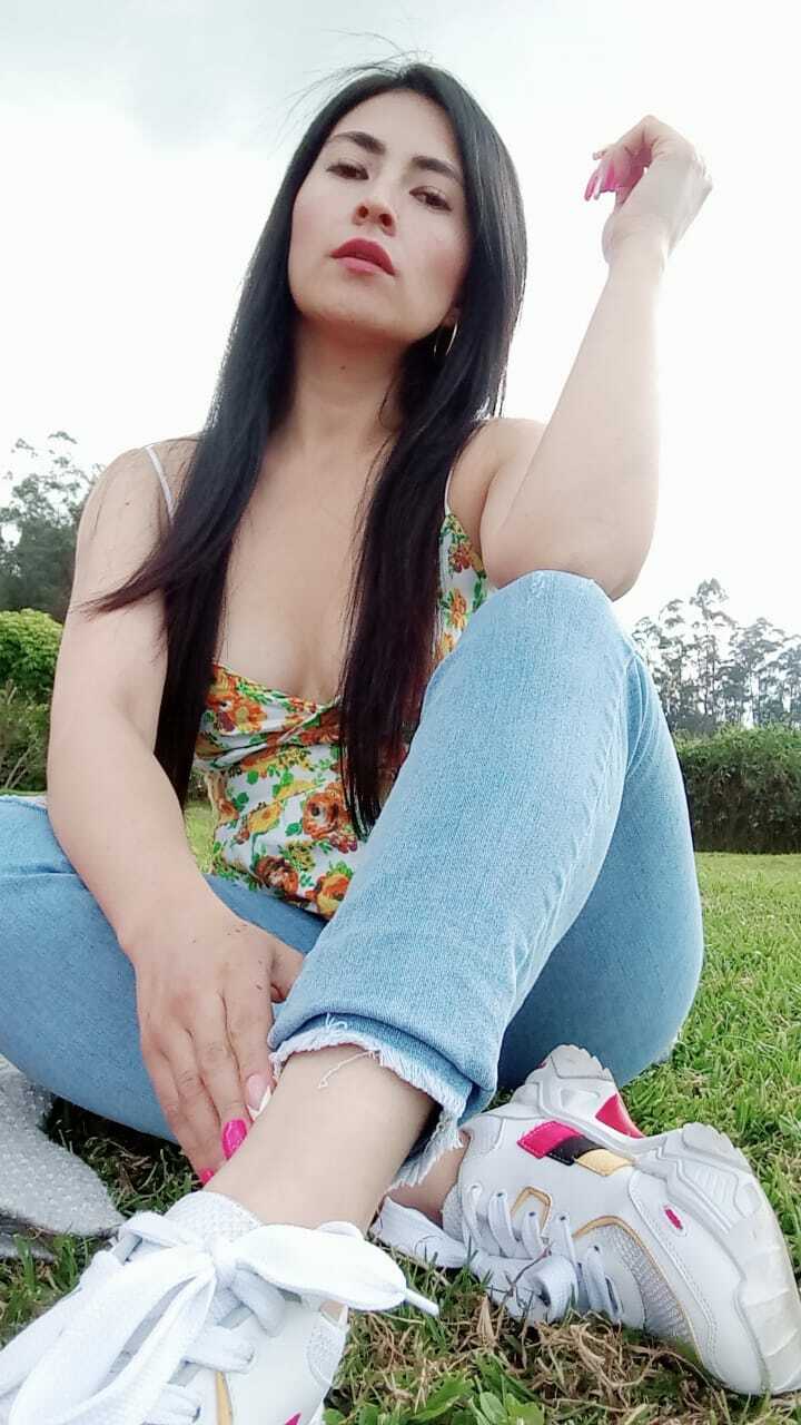 Live sex webcam photo for JainaRogers #7170569