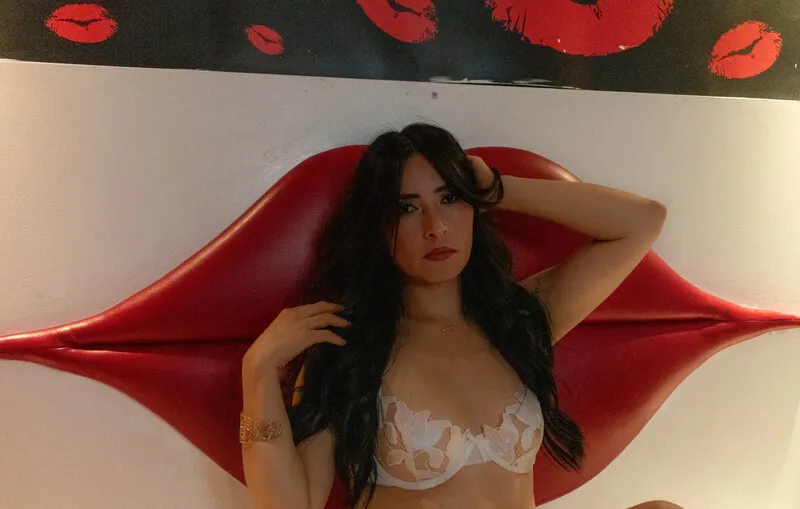 Live sex webcam photo for JainaRogers #7170922