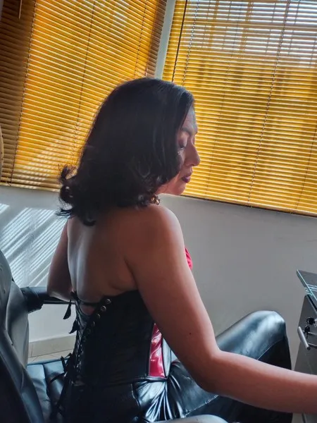 Live sex webcam photo for RenataLewis #3269693
