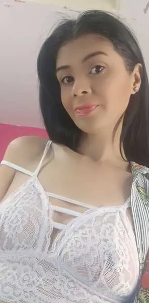 Live sex webcam photo for LindaRegioz #3228849