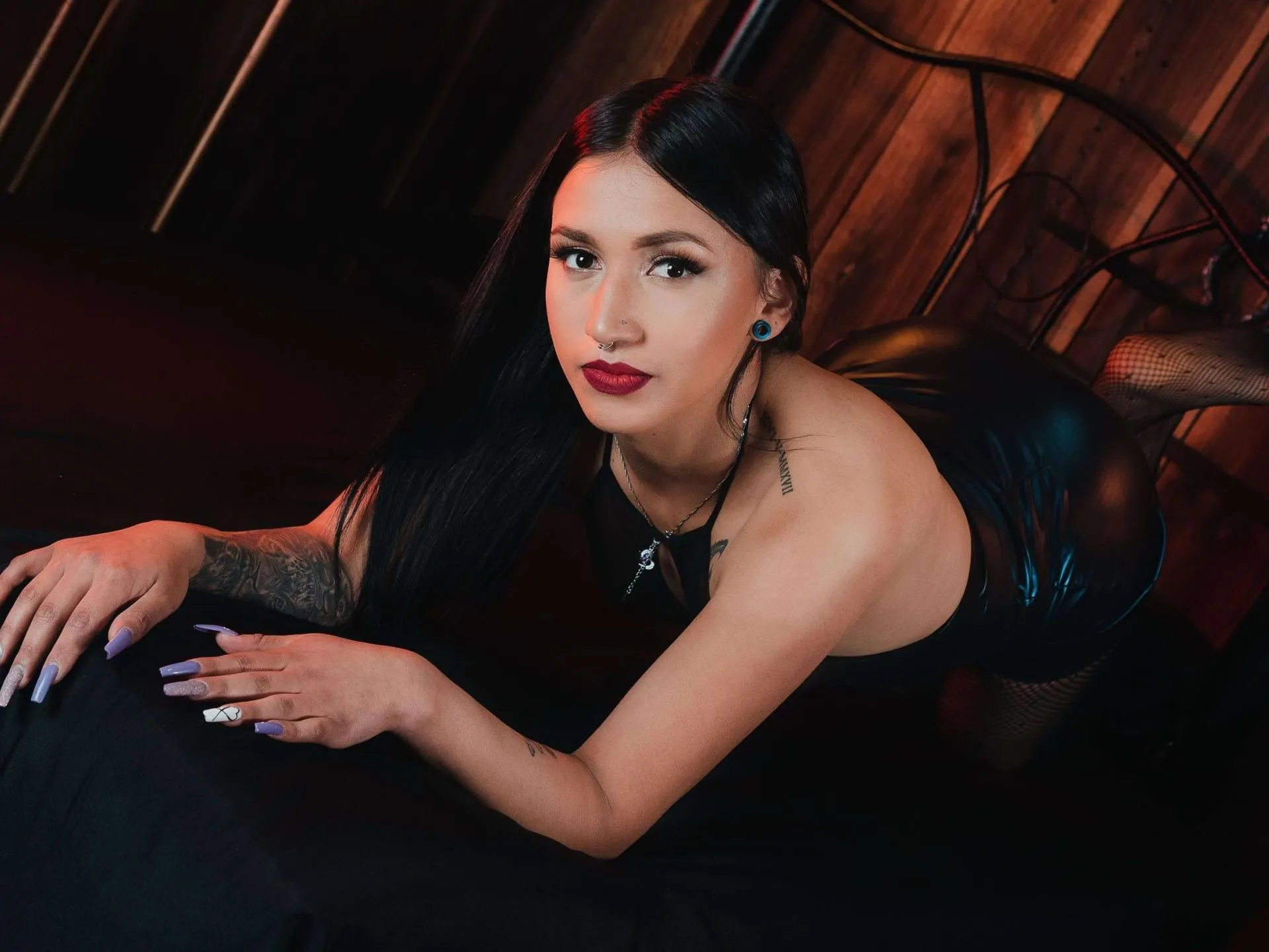 Live sex webcam photo for EimyCorlett #3226796