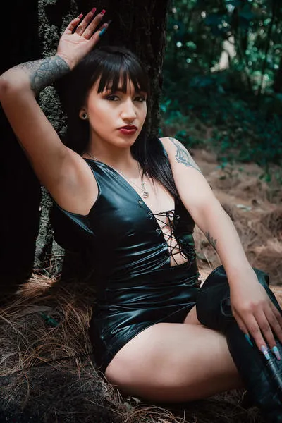 Live sex webcam photo for EimyCorlett #3226813