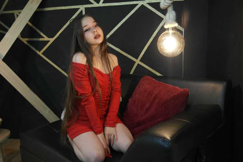 Live sex webcam photo for EmmaJames20 #3236073