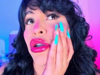 Live sex webcam photo for CharlootteEvans #6338417