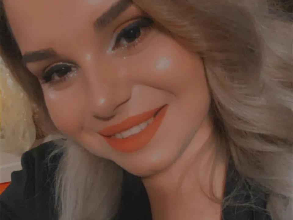 Live sex webcam photo for PrettyAlly #3226041