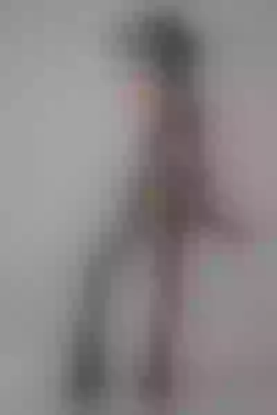 Live sex webcam photo for MiaMarkov #6049356