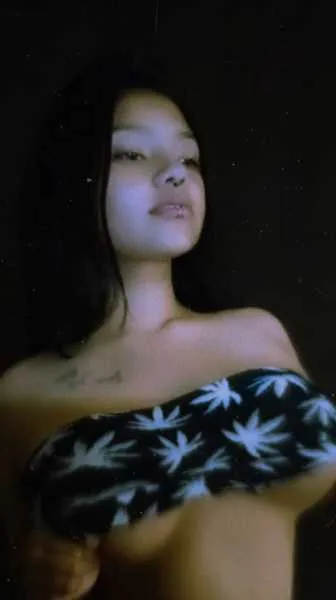 Live sex webcam photo for rouseblack20r #3218956