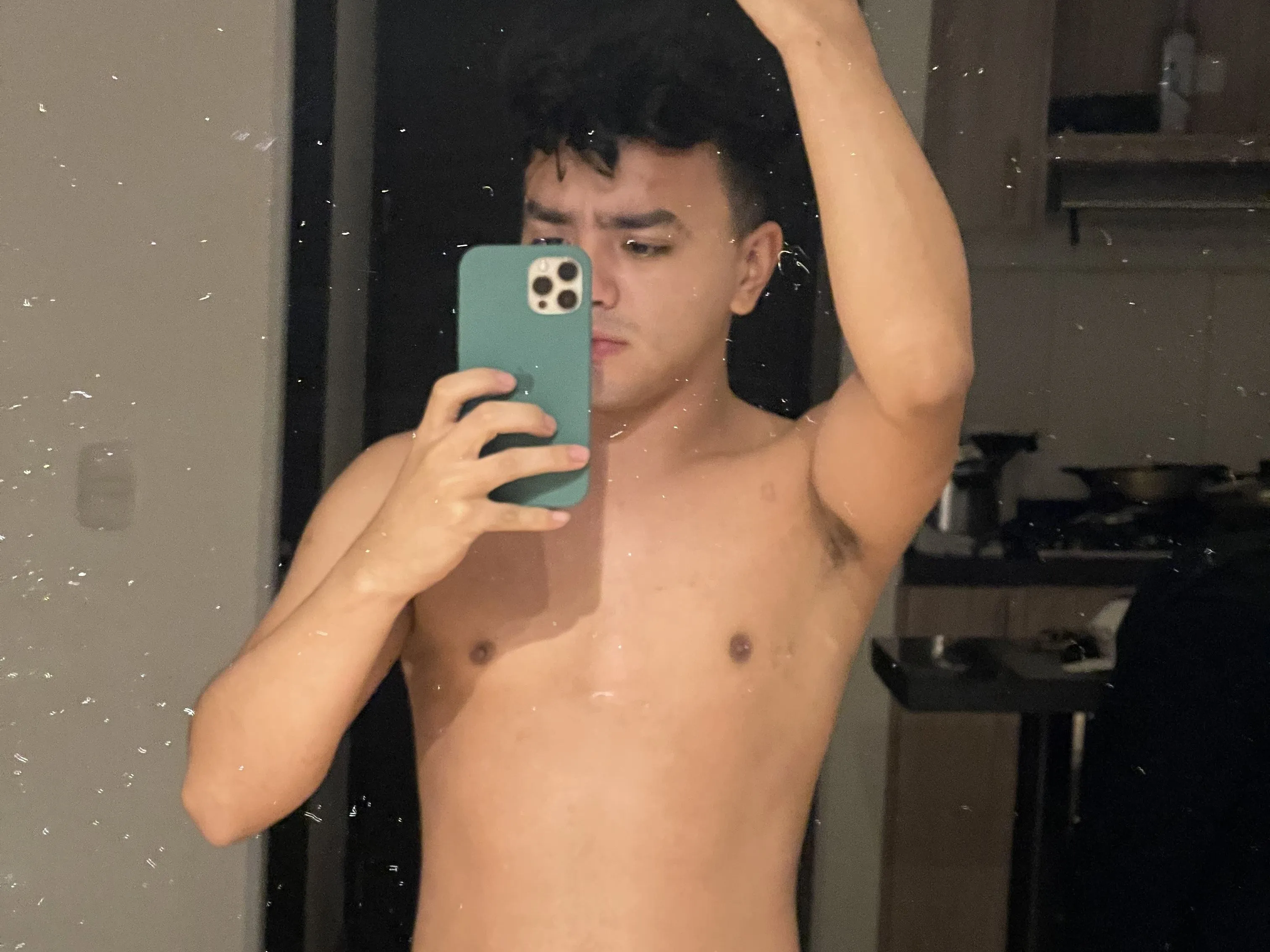 Live sex webcam photo for CHJULIENN #3229732