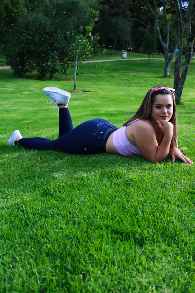 Live sex webcam photo for LIzzeGree #3430714