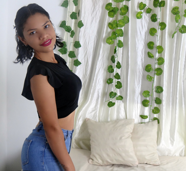 Live sex webcam photo for HatzelGrace #3227591