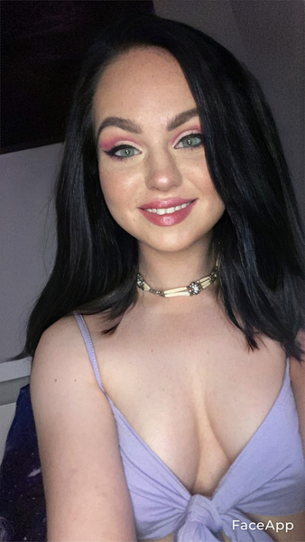 Live sex webcam photo for PetraLilac #3299177