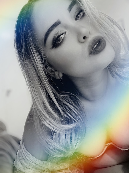 Live sex webcam photo for Renatalein #3482077