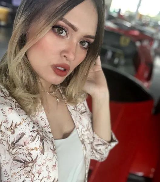 Live sex webcam photo for Renatalein #3562750