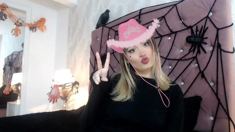 Live sex webcam photo for Renatalein #3656801