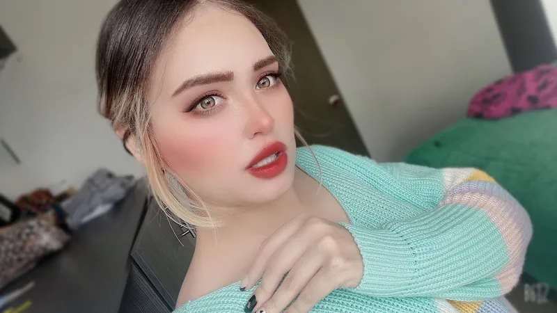 Live sex webcam photo for Renatalein #3482089