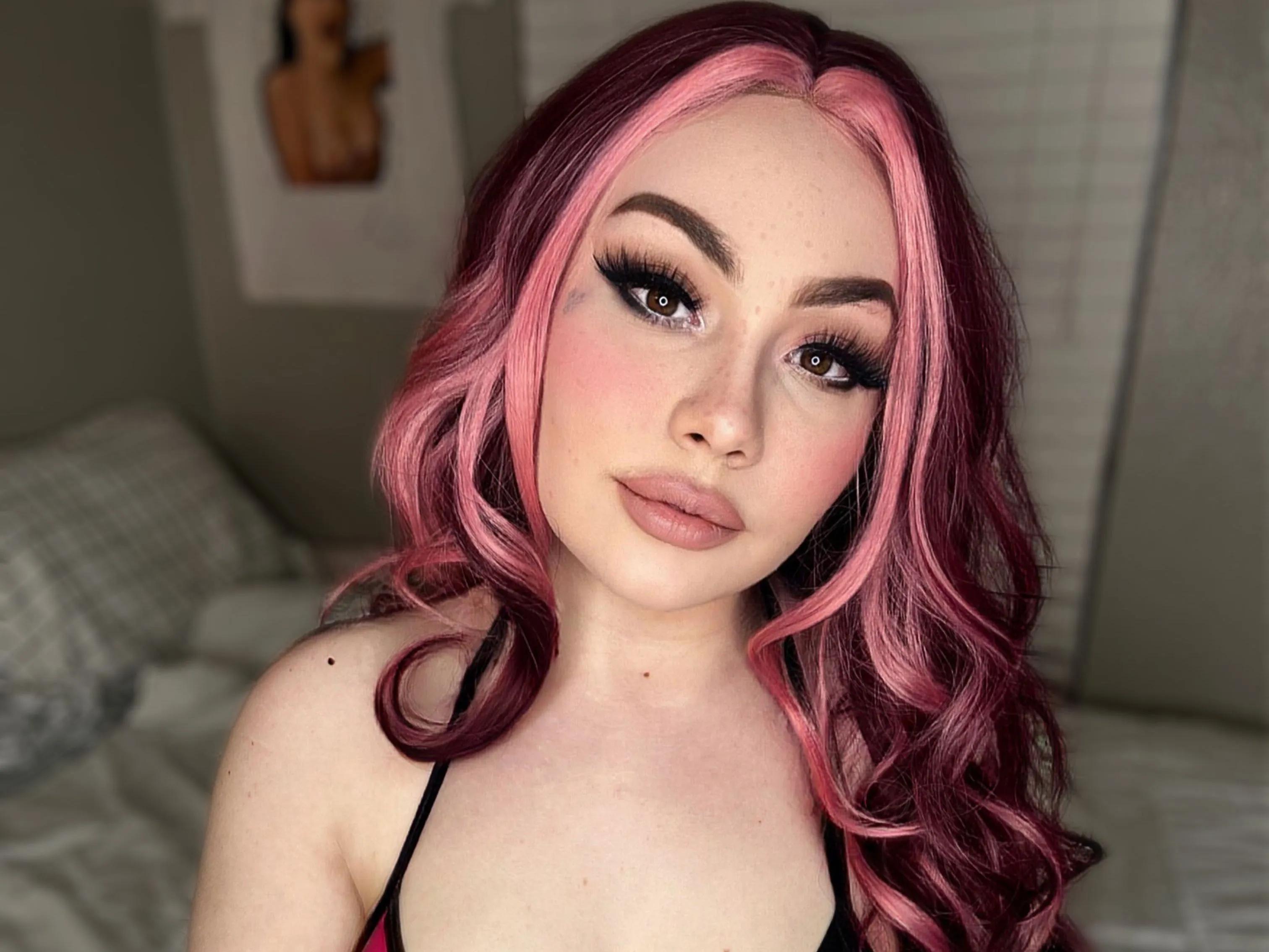 Live sex webcam photo for RiverRae #3975083
