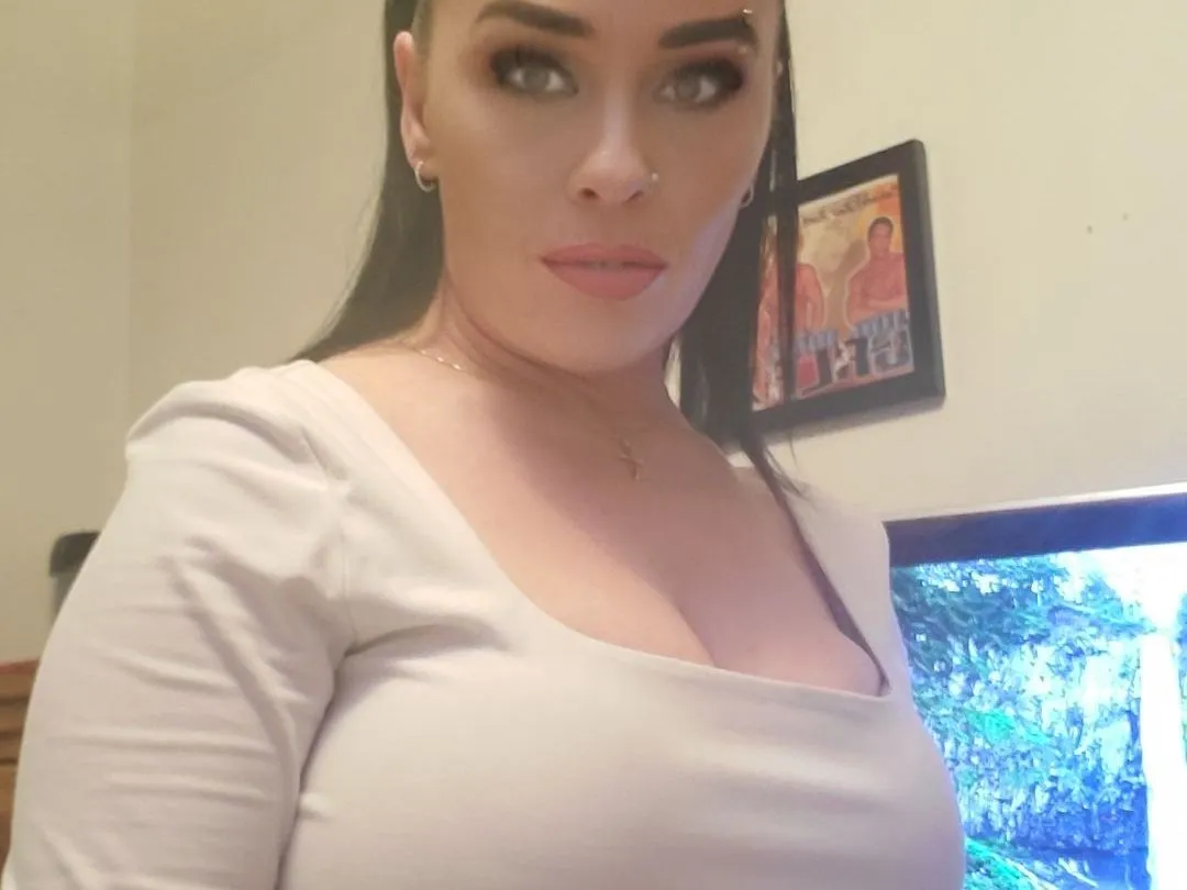 Live sex webcam photo for Katrinapussykat #5928815