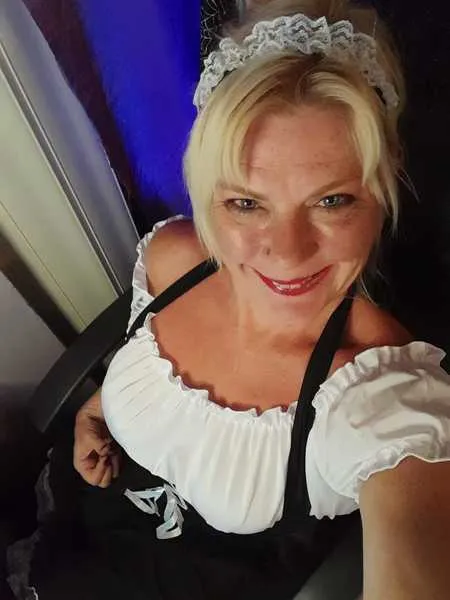 Live sex webcam photo for LadyRochelleUK #3533030