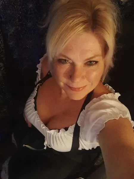 Live sex webcam photo for LadyRochelleUK #3533031