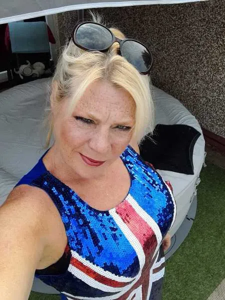 Live sex webcam photo for LadyRochelleUK #3282912